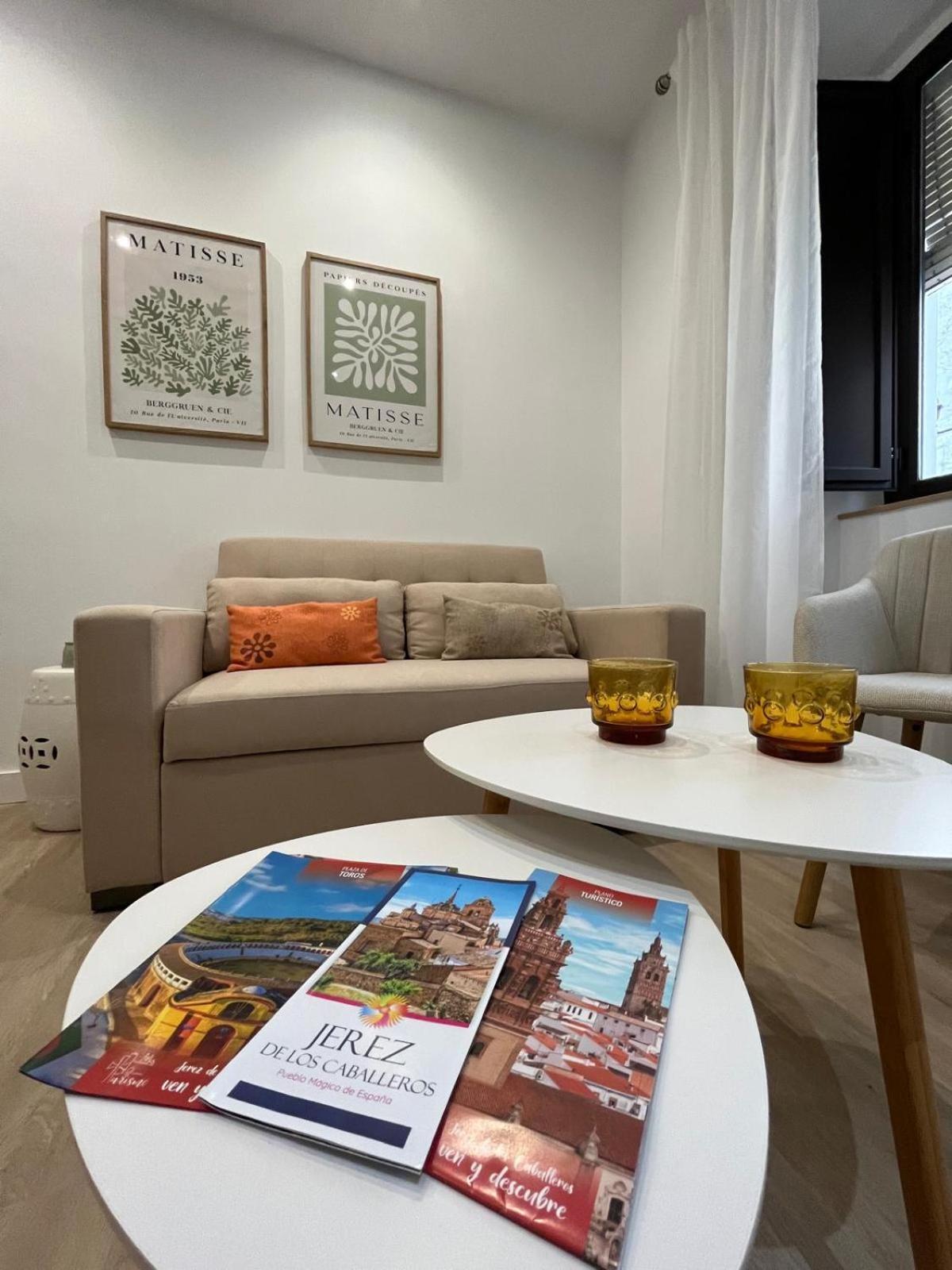 Apartamentos San Miguel Jerez De Los Caballeros Εξωτερικό φωτογραφία